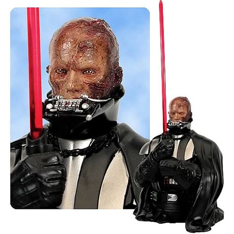 EE Exclusive Star Wars Darth Vader Anakin Reveal Mini Bust