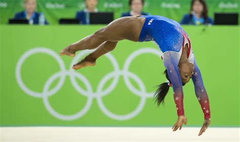 Simone Biles wins floor exercise for record-tying 4th Olympic gold ...