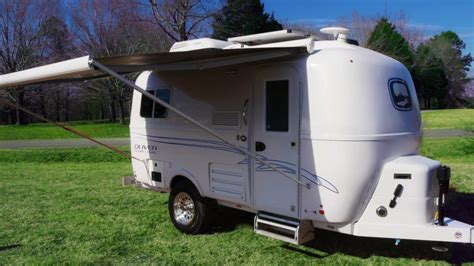 20 Best Small Campers & Travel Trailers Under 20 Feet - Territory Supply