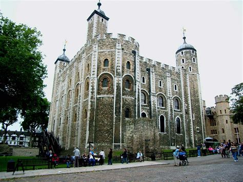 Tower of London | History & Facts | Britannica