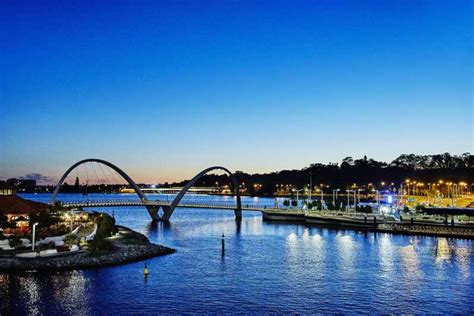 Perth Swan River Dinner Cruise with Beverages & Live Music | GetYourGuide