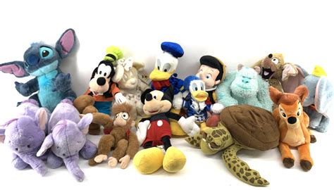 Lot - Lot of 15 Assorted Disney Plush