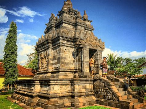 Candi Pawon | Foto, Lokasi, Rute, Harga Tiket, & Fasilitas