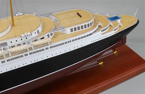 60-inch SS Normandie Model | SD Model Makers