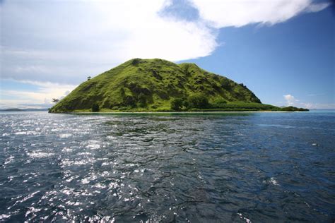 Top 10 Ecotourism Vacations in Asia and the Far East