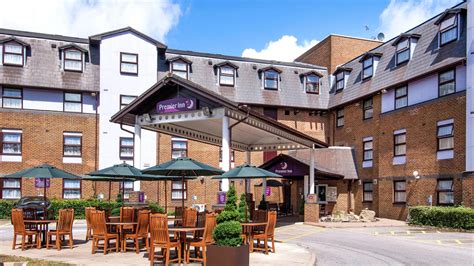 Premier Inn London Gatwick Airport - A23 Airport Way from $44. Gatwick Hotel Deals & Reviews - KAYAK