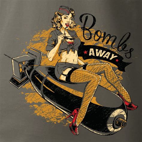 Pin Up girl, nose art T-Shirt: woman in the military uniform