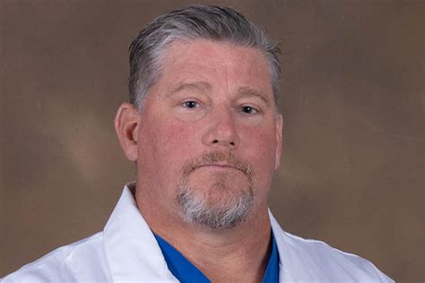 KRMC welcomes orthopedic surgeon Mark Davis, DO | KRMC | Kingman Regional Medical Center