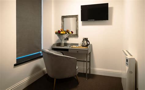 Rooms and Amenities | The Friendship Hotel