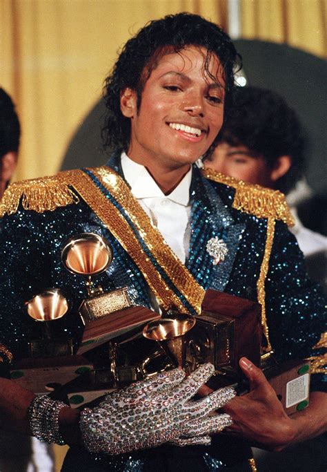 Michael Jackson | Biography, Albums, Songs, Thriller, Beat It, & Facts ...