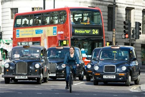 Rise in London commuters travelling over two hours to work each day | London Evening Standard ...