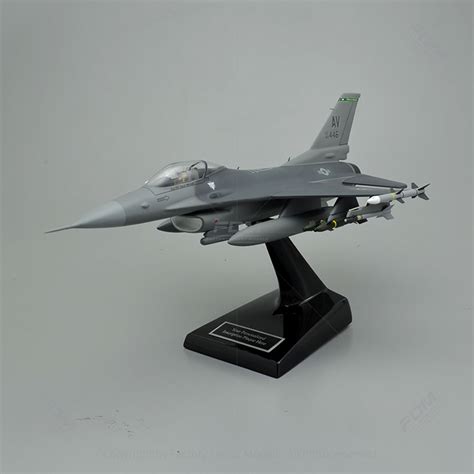 Custom Made General Dynamics F-16 Fighting Falcon Model Airplane with Detailed Interior ...