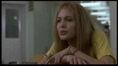 Angelina Jolie as Lisa Rowe in 'Girl, Interrupted' - Angelina Jolie ...