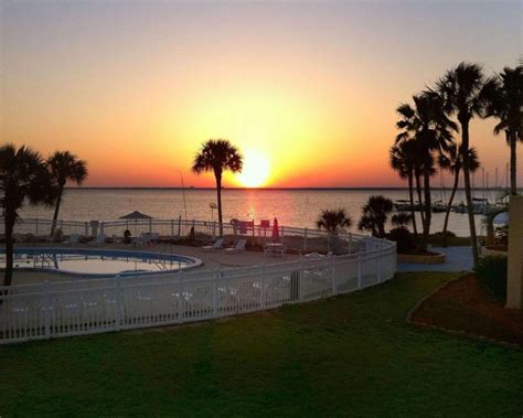 pet friendly hotels in pensacola beach - Delila Mares