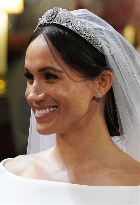 See Meghan Markle’s Royal Wedding Hair and Makeup (With Photos) | Allure