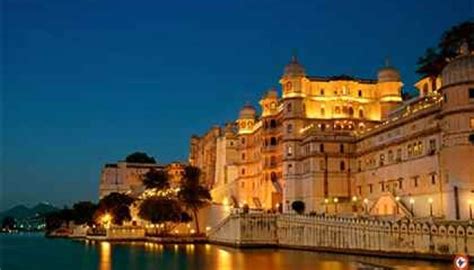 Book Private Udaipur City Tour: Explore Highlights in Half a Day