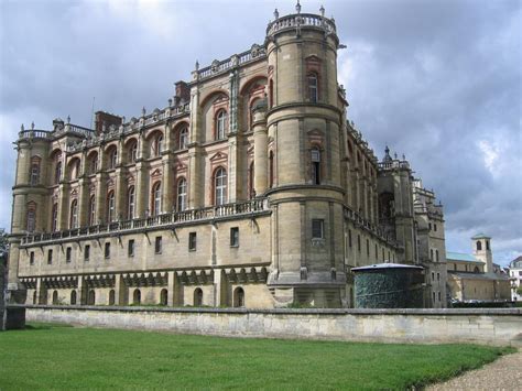 Saint-Germain-en-Laye Castle (Saint-Germain-en-Laye) | Structurae