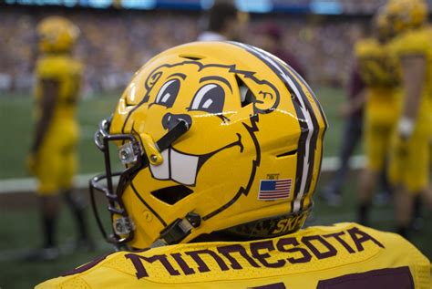 Gophers football 2023 recruiting class update – The Minnesota Daily