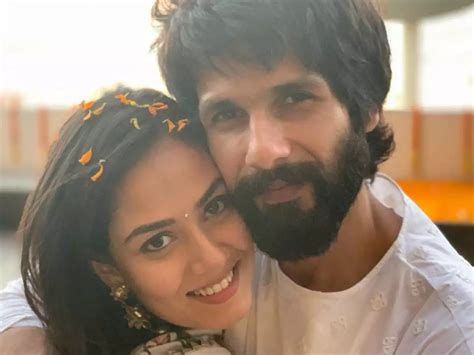 Shahid Kapoor wishes Mira Rajput a happy wedding anniversary with a cute selfie | Filmfare.com