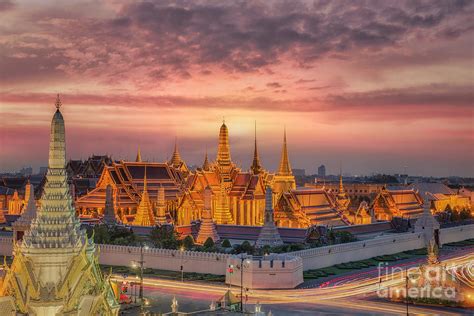 Wat Phra Kaew Temple of the Emerald Buddha Photograph by Anek Suwannaphoom - Fine Art America