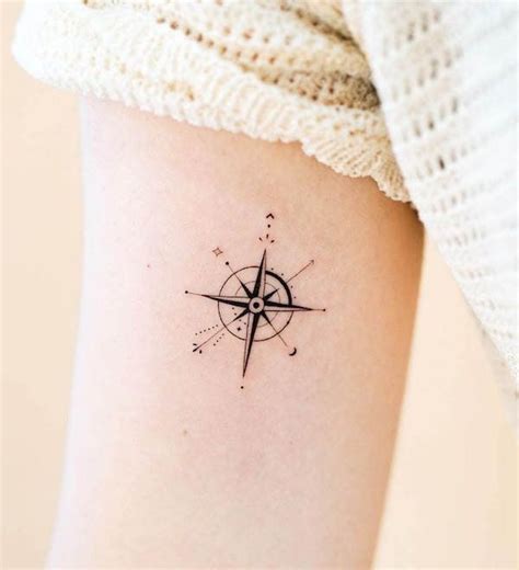 52 Beautiful Compass Tattoos with Meaning | Small compass tattoo ...