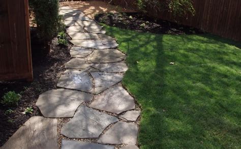 peastone & irregular bluestone - Google Search | Backyard walkway, Walkways paths, Outdoor walkway