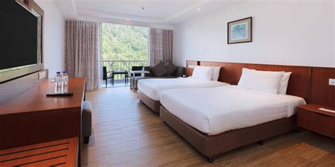 Rooms & Suites Penang Hotel - Bayview Beach Resort Penang