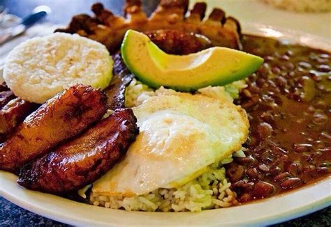 Bandeja paisa | Colombian food, Food, Colombian cuisine