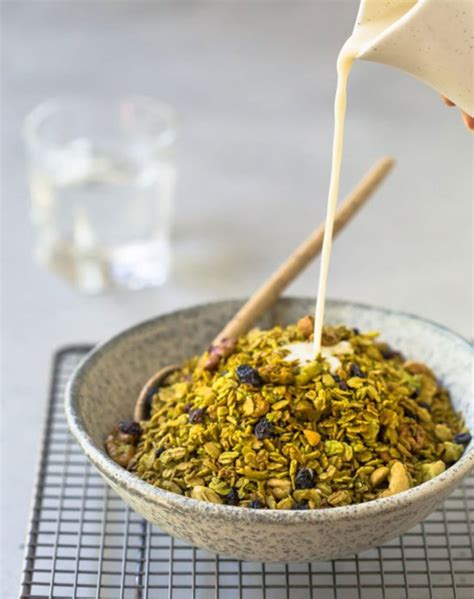 17 Surprising Recipes You Can Make with Matcha Powder - PureWow