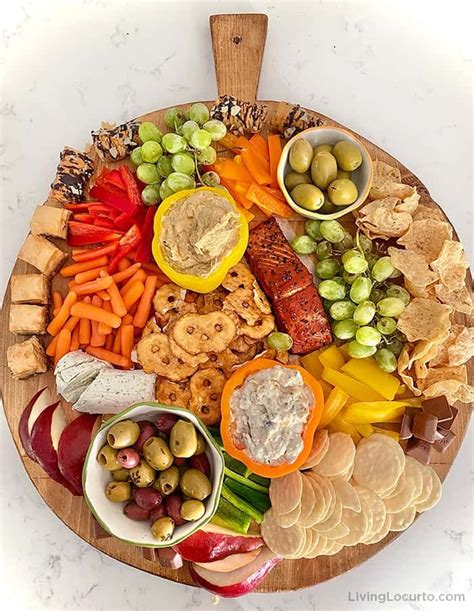 Easy Fall Charcuterie Board in 15-Minutes | Recipe | Unique appetizers, Delicious appetizer ...