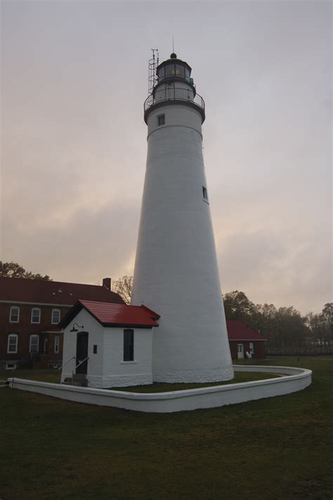 Fort Gratiot Lighthouse - Michigan's Oldest Lighthouse, Port Huron - Travel the Mitten