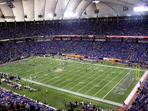 Interior of the Hubert H. Humphrey Metrodome | MNopedia