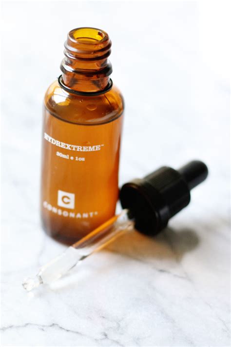 Best Natural Face Serum: Consonant HydrExtreme Review - The Skincare Edit