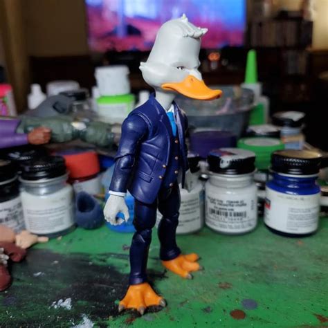 Customized Howard the Duck : r/MarvelLegends