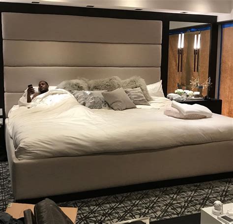 Dion Waiters sleeps in a bed that is 10 feet wide : nba