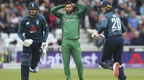 ENG vs PAK 4th ODI highlights: England win by three wickets | Cricket News - The Indian Express