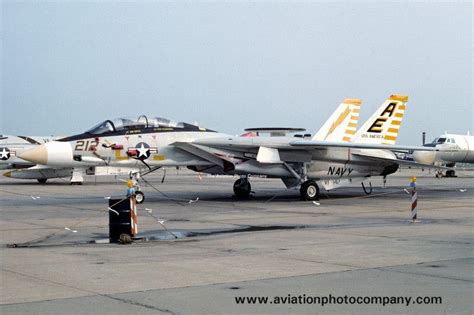 VF-142 "Ghostriders" F-14A Tomcat 159449/AE-212 (1975) | F14 tomcat, Fighter planes, Fighter jets