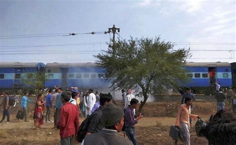 10 injured in Bhopal-Ujjain passenger train blast, terror angle suspected - Rediff.com India News