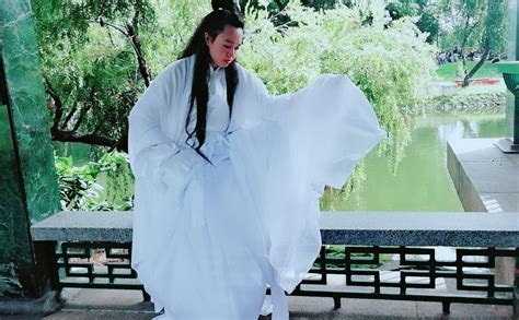 funeral clothing of Sangley people looks like Ruqun hanfu but are ...