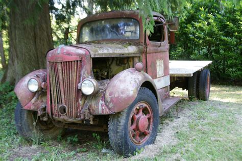 Free Images : old, motor vehicle, vintage car, wreck, towing, wrecker, emergency, assistance ...