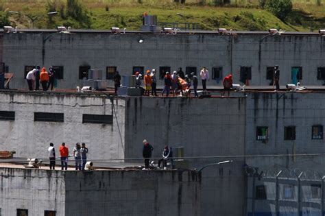 Ecuador prisoners hold 57 guards, police hostage | ABS-CBN News