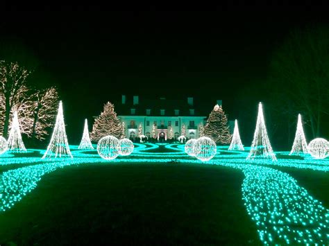 Winterlights at Newfields in Indianapolis: Breathtaking Christmas Lights and Family Fun - Circle ...