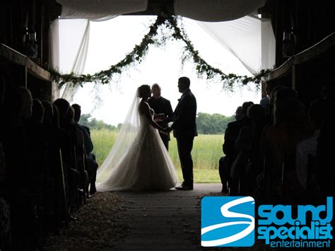 Real Louisville Weddings: Sound Specialist Entertainment