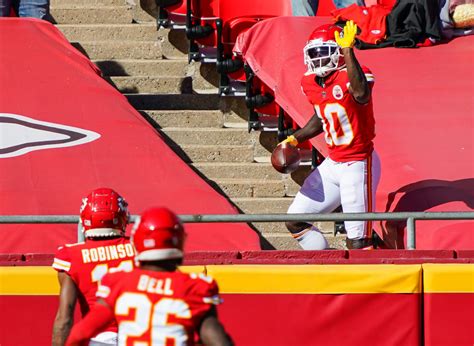 Tyreek Hill is on pace to break Chiefs record for receiving touchdowns - Flipboard