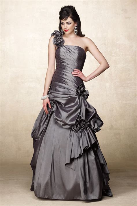 Vintage Prom Dresses | Dressed Up Girl