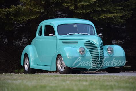 1938 FORD CUSTOM COUPE