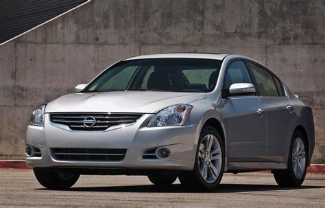 USA March 2011: Nissan Altima best selling passenger car! Discover the ...