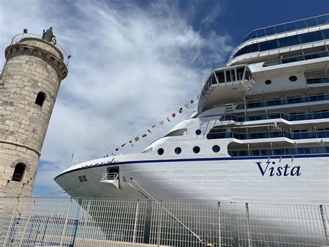 Cruise Review: Oceania Vista Gets The Upper Hand - Cruise Passenger