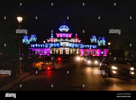 Albert hall museum at night Stock Photo - Alamy