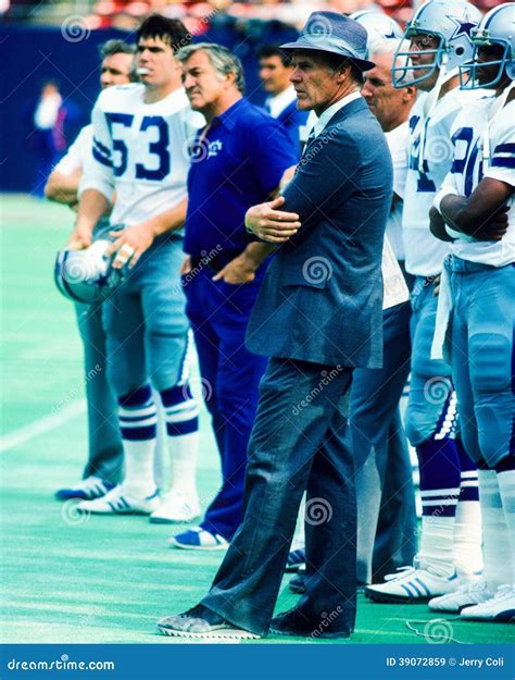 Tom Landry Dallas Cowboys editorial stock image. Image of coach - 39072859